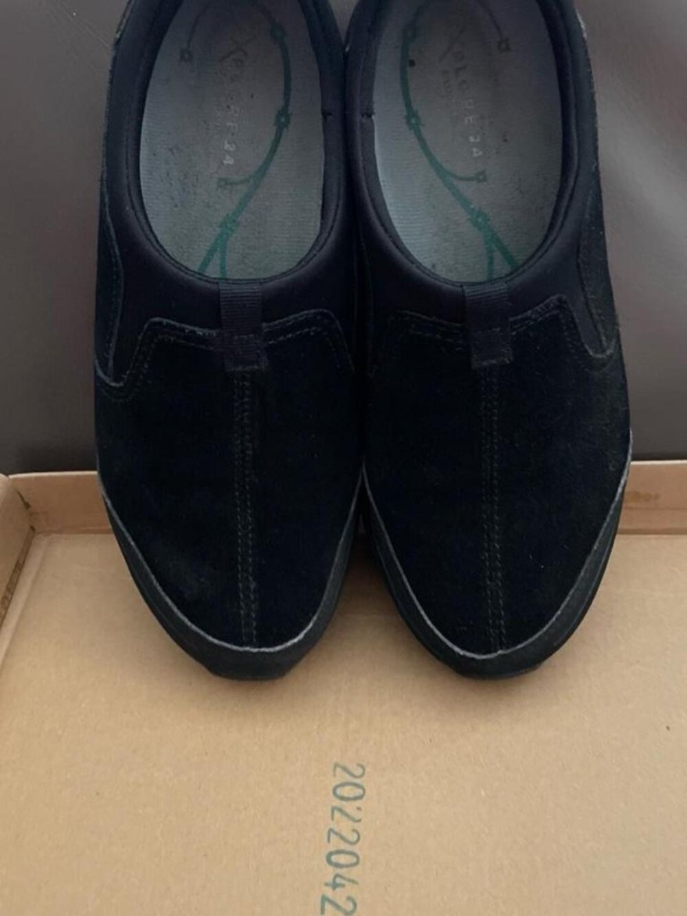 Easy Spirit Women's Black Loafers